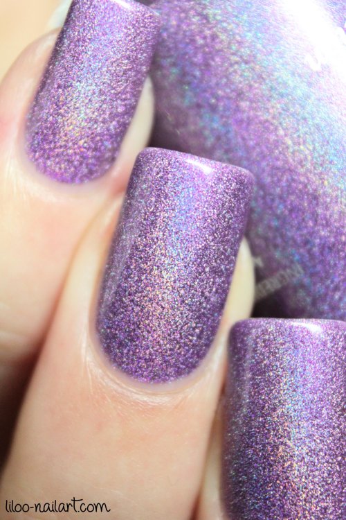 powerful purple magnetic liloo nail art